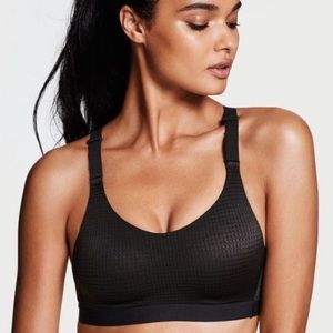 EUC Victoria’s Secret sports bra